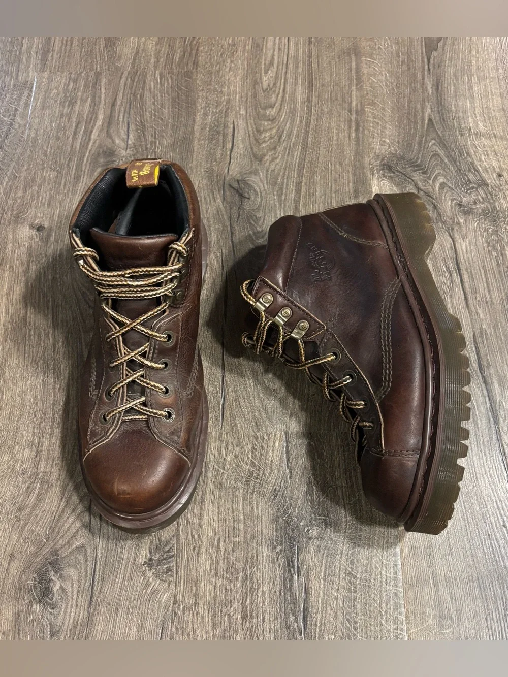 Vintage Dr.Martens 8287 Chunky Grizzly Leather Combat Boots Men’s size 9 ENGLAND